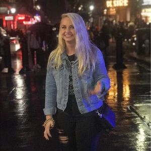 Meet your Posher, Anne